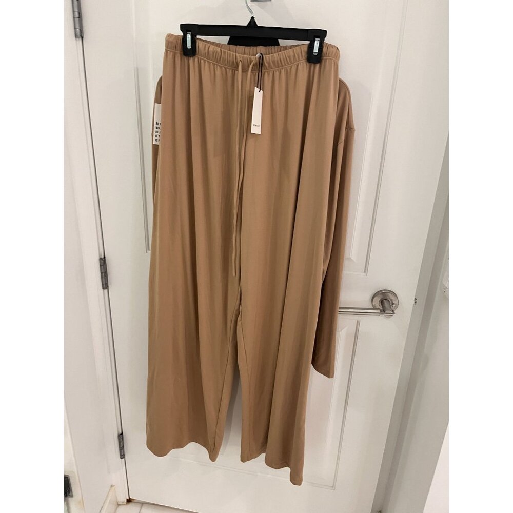 NWT Bumpsuit Oat Tan Cloud Set Crop Top Lounge Pants SMALL S Maternity - Picture 9 of 11
